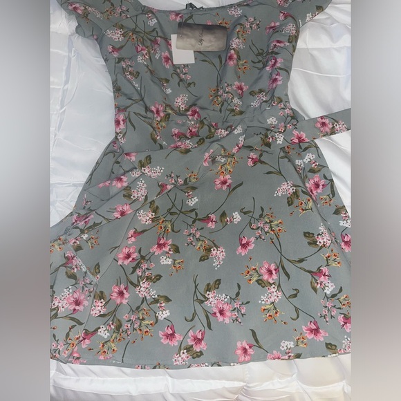 New Lily Rose Summer Dress - Picture 6 of 6